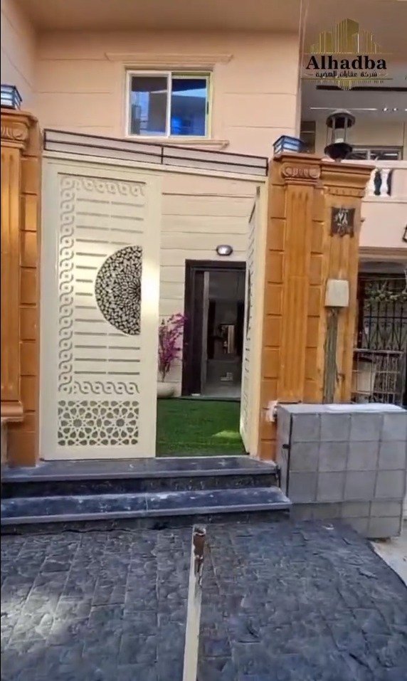 فيلا دوبلكس للبيع في حدائق الأهرام سمارت جاهزة للسكن